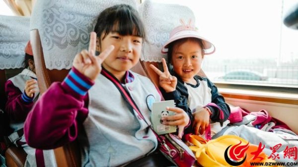 杨帆配资 探自然世界之秘 筑海洋强国之梦——文典路学校开展“行走的课堂”一年级春季综合实践校本课程活动