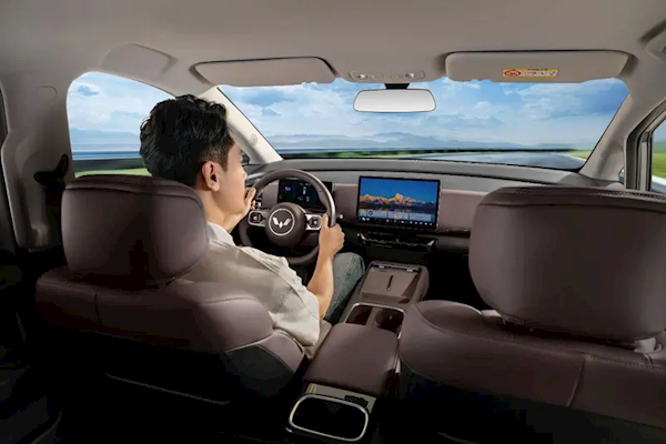 屿科配资 最亲民的大厂MPV 五菱星光730内饰官图发布：空间玩出花了